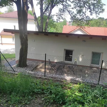 Visnova Lägenhet Milovice (Central Bohemian)